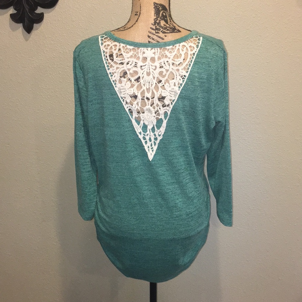 Maurice’s Long Sleeve sweater sz M/L